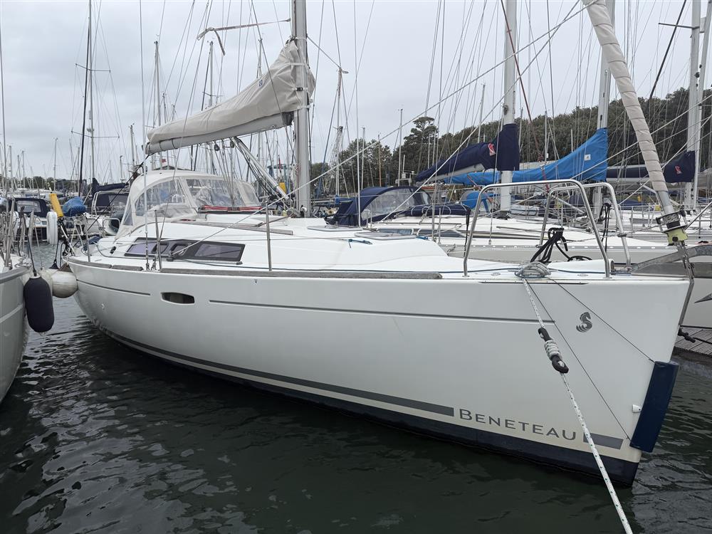 2010 Beneteau Oceanis 31